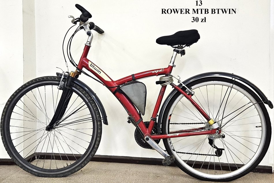 Łódź. Aukcja Biura Rzeczy Znalezionych