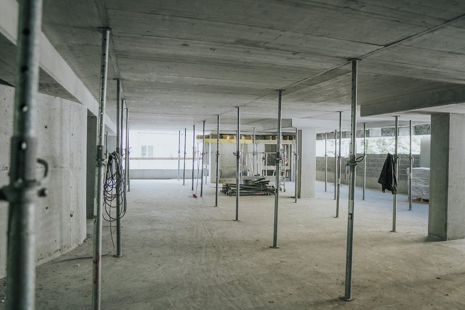 Łódź. Budowa parkingów wielopoziomowych w Łodzi. Powstają kolejne piętra. Kiedy koniec prac?