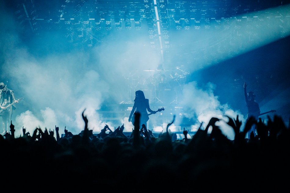 Łódź. Ghost w Atlas Arenie w Łodzi. Teatralny rock ze Szwecji wypełnił halę!