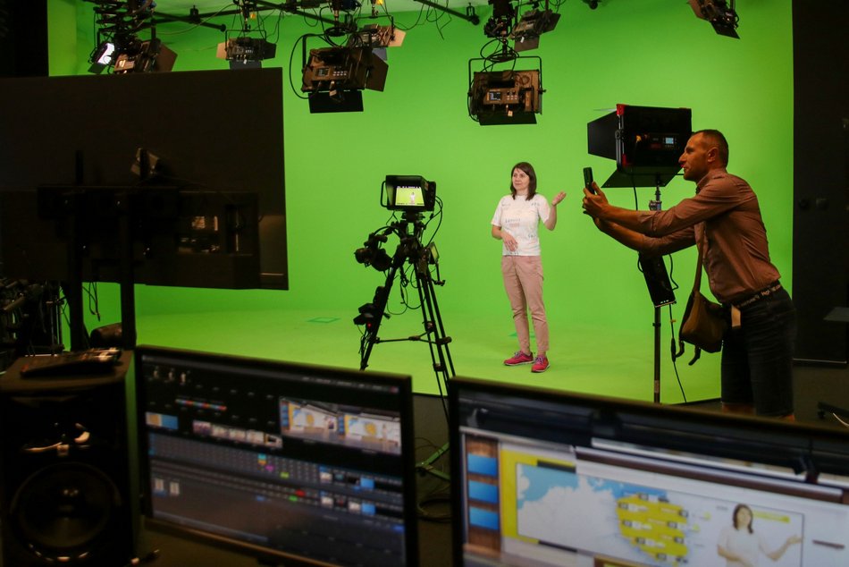 Łódź. TOP 10 Nocy Muzeów 2025! Rozprawa Ślepego Maksa, studio TV w EC1 Łódź i zabytkowe radiowozy