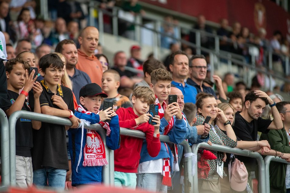 Łódź. Kibice na Meczu Gwiazd w Łodzi. Byłeś na trybunach? Odszukaj się w galerii!