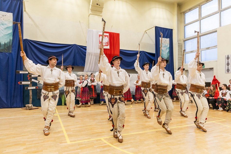 Łódź. XXIII Liceum Ogólnokształcące w Łodzi świętuje 80-lecie. To się nazywa świętowanie!