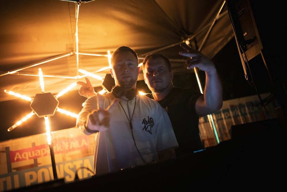 After party Łódź Summer Festival 2025. Impreza przeniosła się do Aquaparku Fala