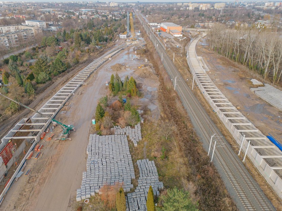 Tunel pod Łodzią. Tarcza Faustyna wyciągana na powierzchnię