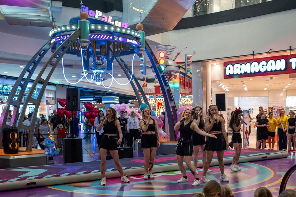 Łódź. Pierwsze urodziny Hopa Lupa w Łodzi! Zobacz, jak bawili się mali i duzi Łodzianie