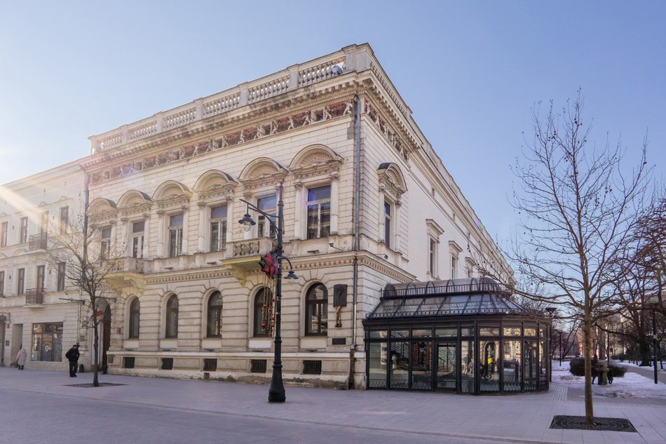 Łódź. Siódemki przy Piotrkowskiej do wynajęcia. Nowa restauracja w słynnej kamienicy? Niekoniecznie!