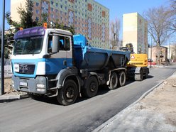 Remonty ulic w Łodzi po zimowej przerwie. Drogowcy wrócili i pracują pełną parą