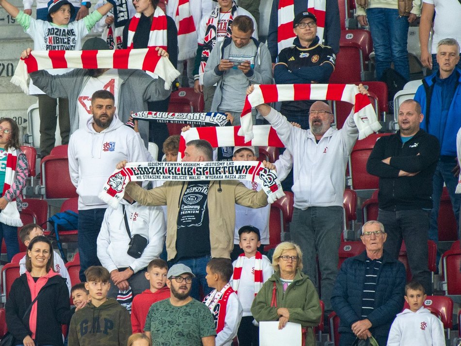 Kibice na meczu ŁKS Łódź z Górnikiem Łęczna