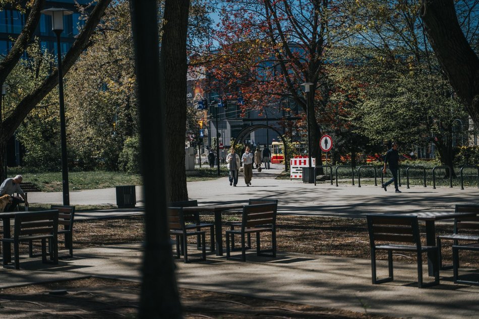 Łódź. Park Staromiejski w Łodzi idealny na majówkowy spacer. To zielona oaza w centrum miasta!