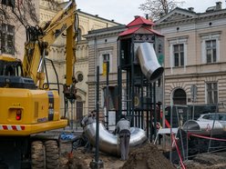 Nowy plac zabaw w centrum Łodzi przy Skwerze Wiedźmina