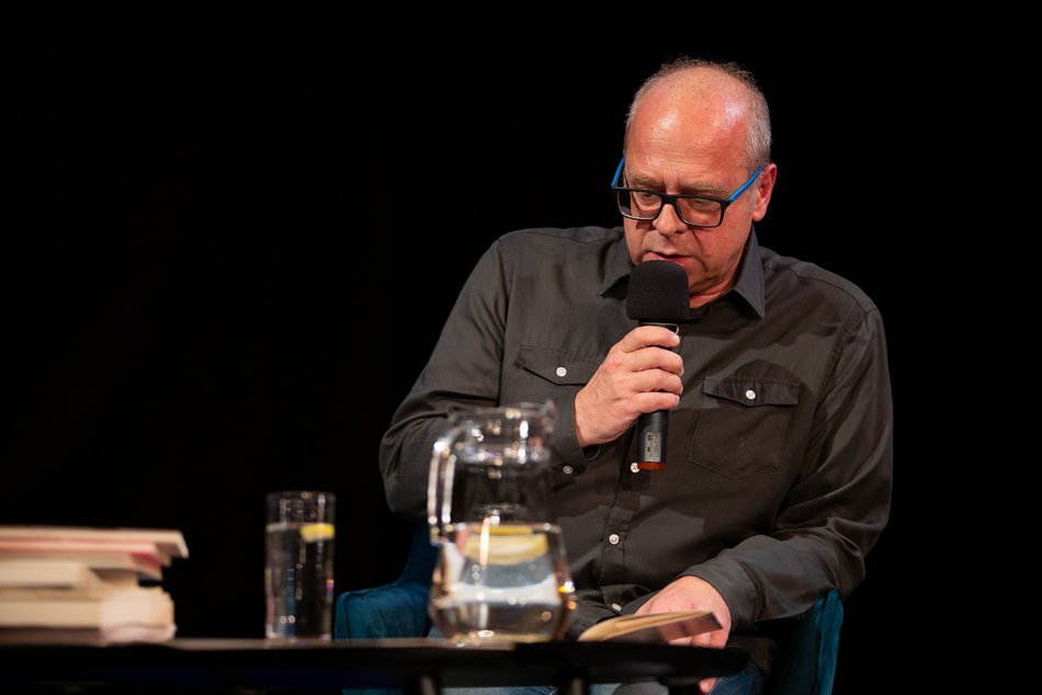 Jerzy Jarniewicz w Domu Literatury