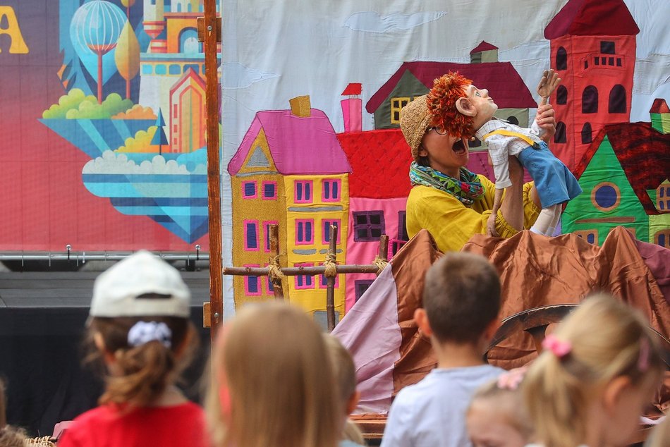 Łódź. Baśniowa Piotrkowska. Teatr Malutki wystąpił przed liczną publicznością!