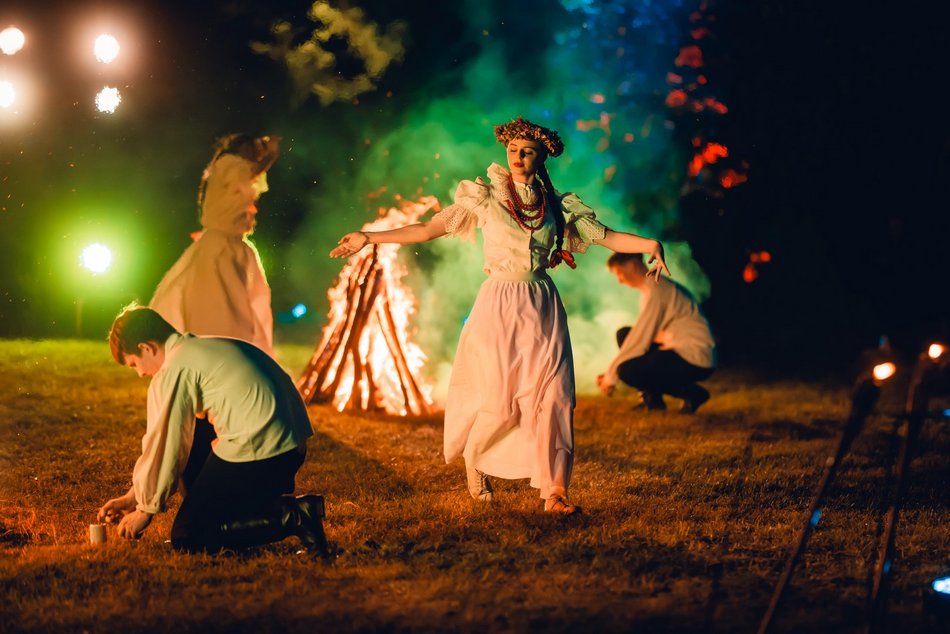 Łódź. Noc Świętojańska w Ogrodzie Botanicznym w Łodzi. Pełno magii, tańca i niezwykłych rytuałów