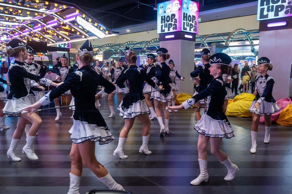 Łódź. Pierwsze urodziny Hopa Lupa w Łodzi! Zobacz, jak bawili się mali i duzi Łodzianie