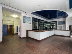 Łódź. Piotrkowska 77 w Łodzi. Kamienica na sprzedaż. Wnętrza i z zewnątrz