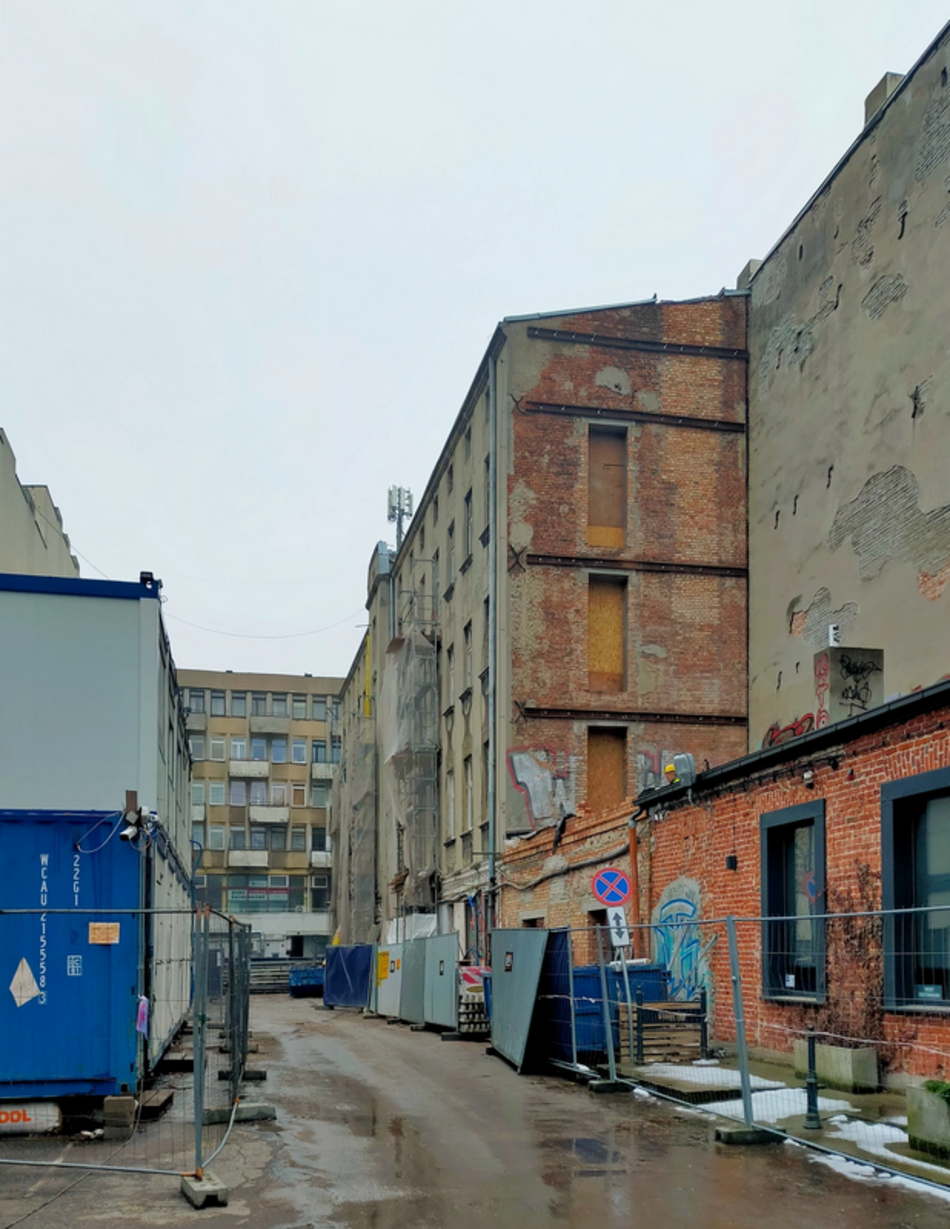 Kamienica przy Piotrkowskiej 115 jest nie do poznania! Zmieniło się dosłownie wszystko