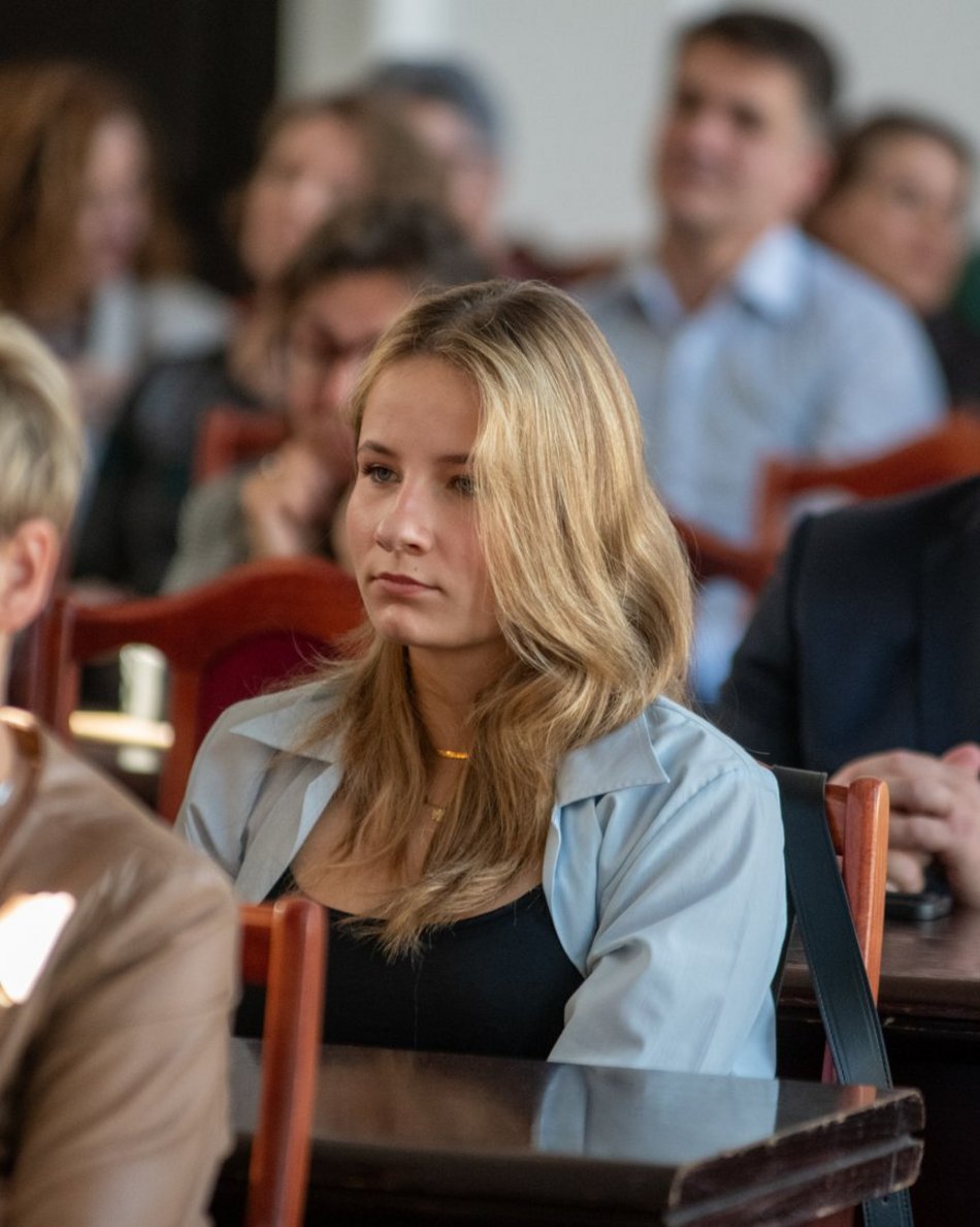 Stypendia dla najzdolniejszych. Wybitni uczniowie z Łodzi zostali nagrodzeni