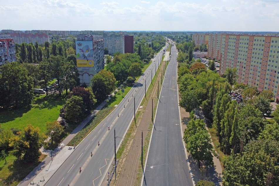 Ułożono asfalt na drugiej nitce alei Śmigłego-Rydza