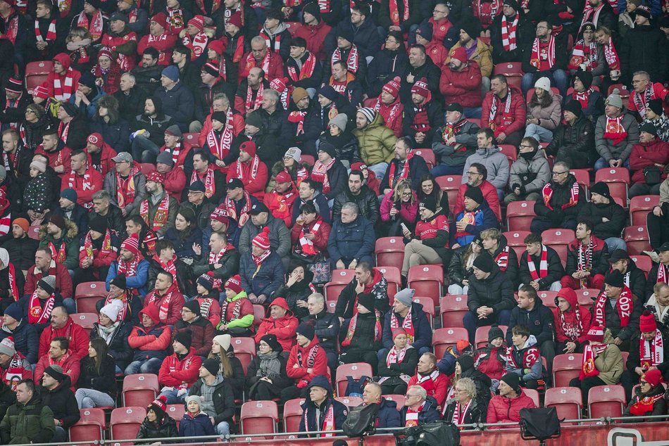 Kibice na meczu Widzewa Łódź z Jagiellonią Białystok