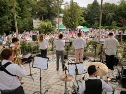 Łódź. Letnie Koncerty w Altanie. Filmowa muzyka w interpretacji zespołu Tripper Stompers