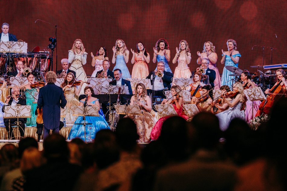 Łódź. Andre Rieu w Atlas Arenie. Holenderski skrzypek oczarował publiczność