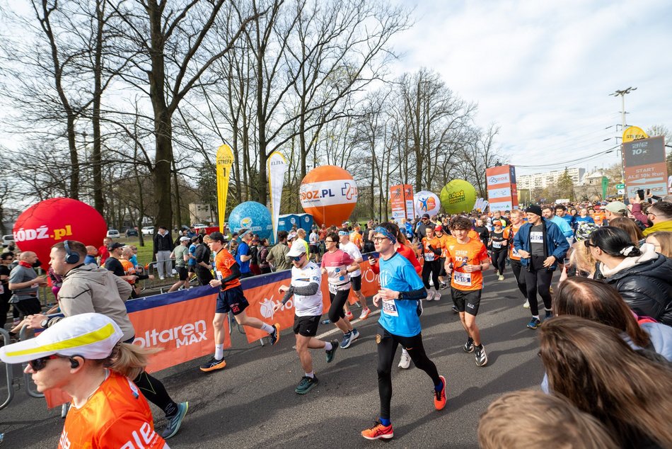 Łódź. DOZ Maraton Łódź 2026. Brałeś udział w biegu na 10 km? Znajdź się na zdjęciach!