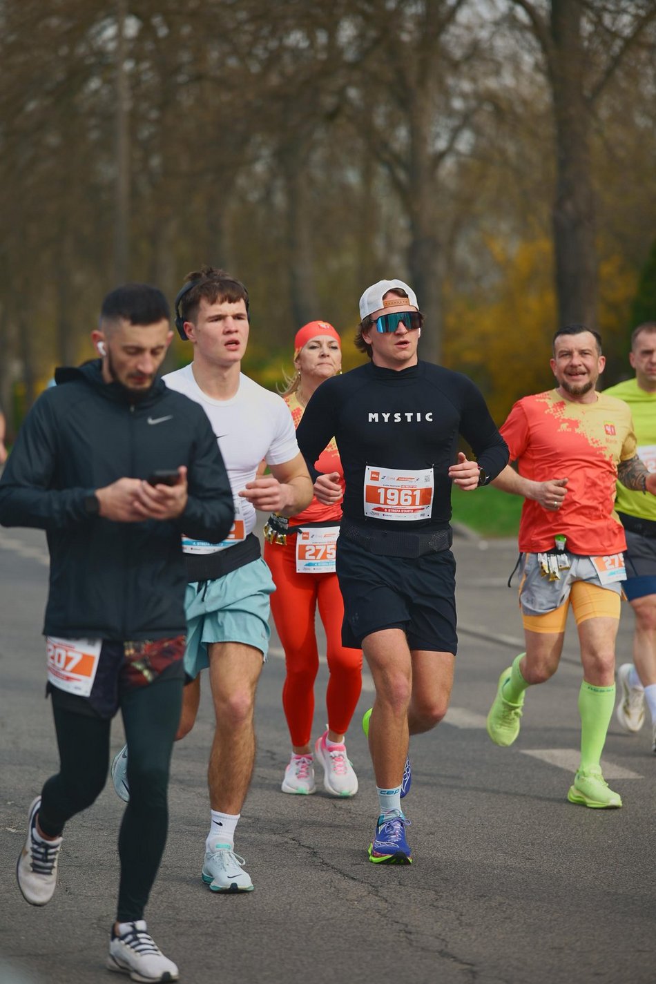 Łódź. DOZ Maraton Łódź 2026. Brałeś udział w biegu? Odszukaj się w galerii i zapisz na pamiątkę!