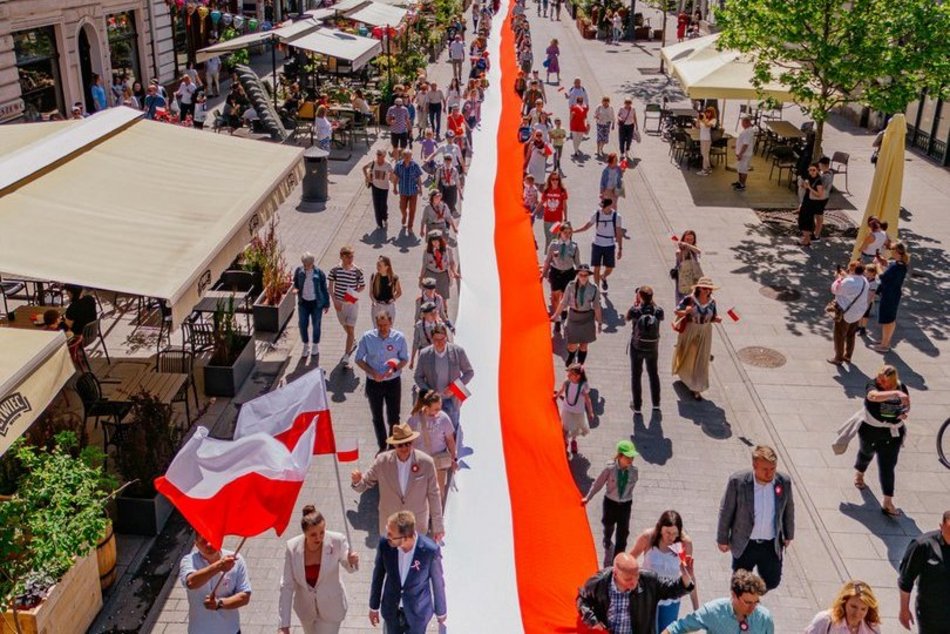 Łódź. Dzień Flagi Rzeczypospolitej Polskiej w Łodzi. Weź udział w marszu Piotrkowską!