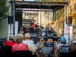 Łódź. Jazzowe Wtorki w Łodzi. Youth Jazz Band wystąpił w Pasażu Róży