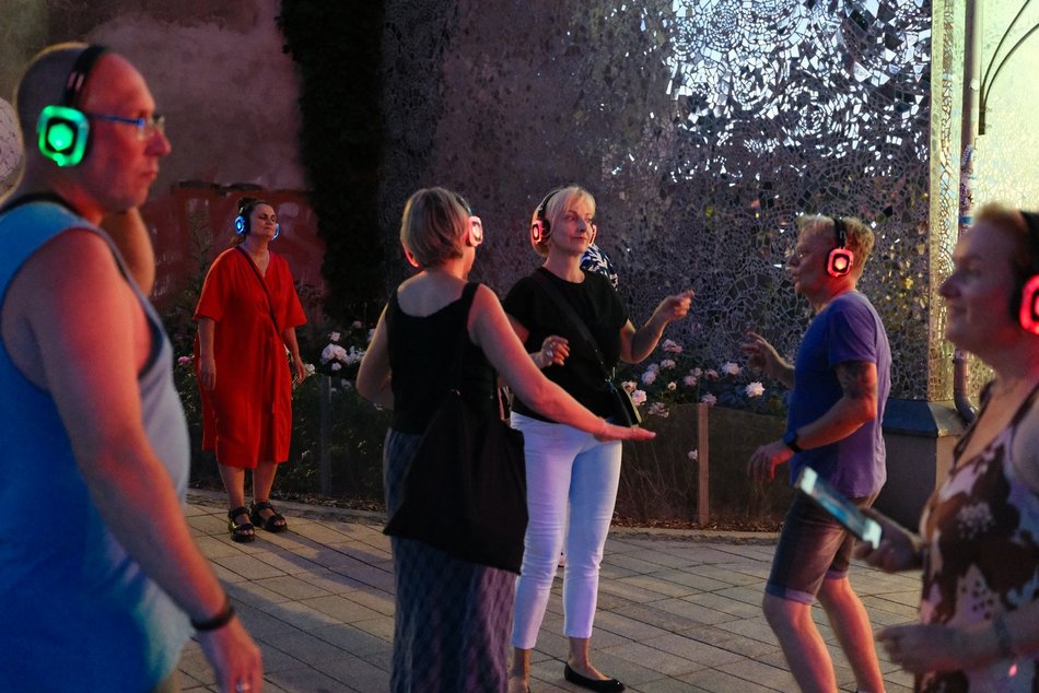 Łódź. Wakacje na Piotrkowskiej 2026 w Łodzi. Silent disco opanowało centrum!