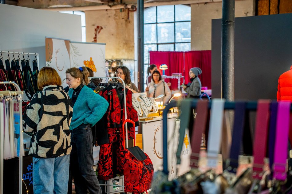 Łódź. Mikołajkowe Targi Sztuki już na OFF Piotrkowska w Łodzi. Jeszcze zdążysz kupić prezenty!