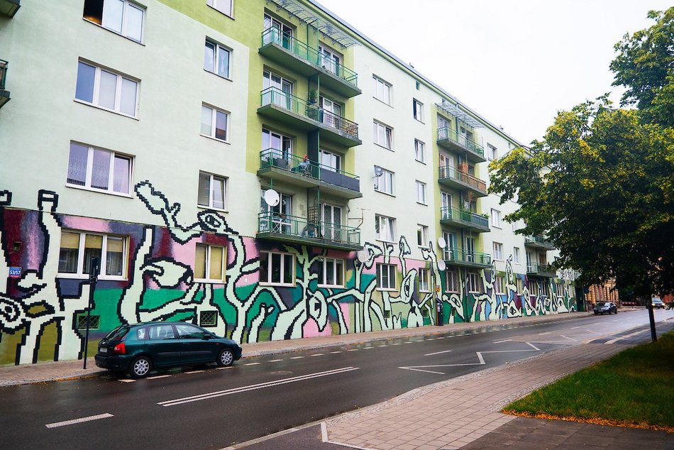 Łódź. Nowy mural w centrum Łodzi! Tak kolorowo tam jeszcze nie było