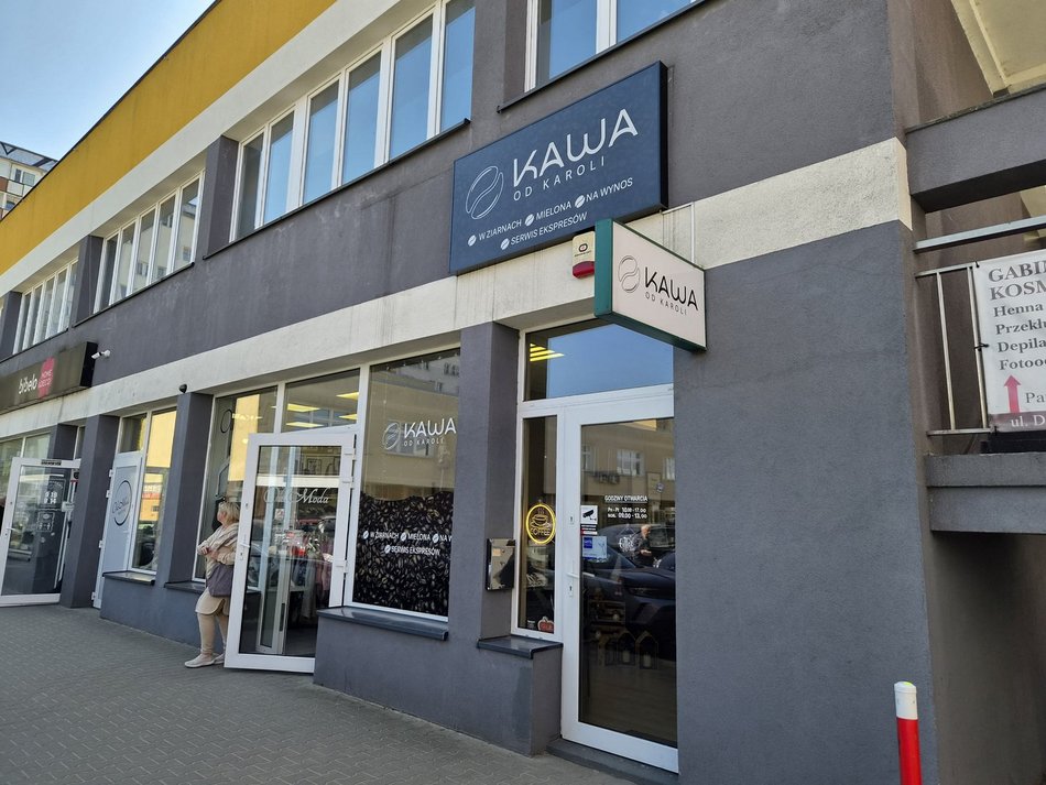 Łódź. Pionier na Dąbrowie. Sklep z kawą, zielarnia, zoologiczny, sale na imprezy