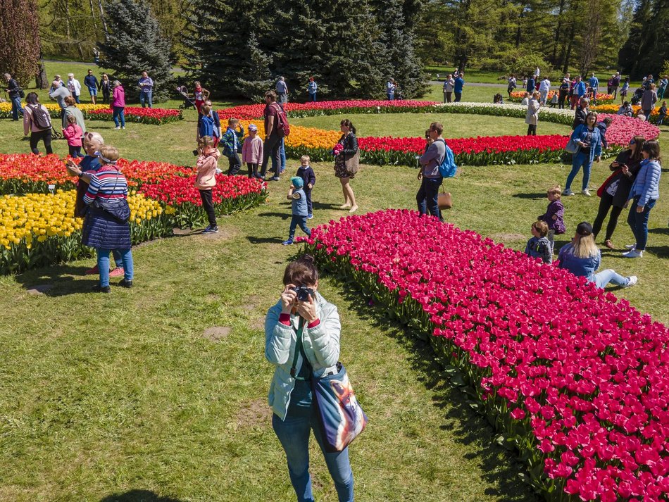 Ogród Botaniczny w Łodzi. Łodzianie na wyjątkowych zdjęciach z okazji 600. Urodzin! [ZDJĘCIA]