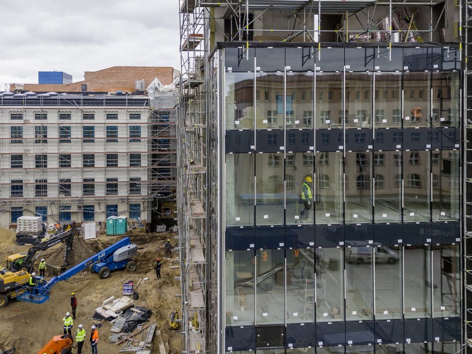 Remont fabryk pasaż Schillera ulica Sienkiewicza plac budowy