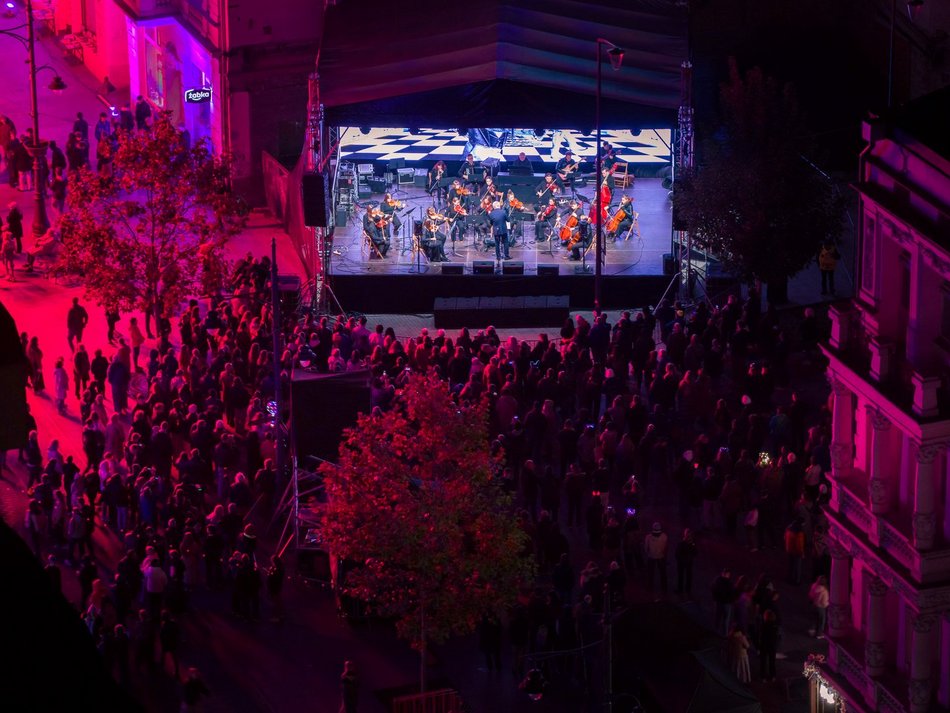 Co tam się działo! Pasaż Schillera pełen koncertów, świateł i instalacji