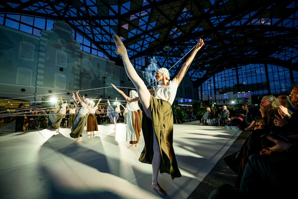 Łódź. Trend Station. Niezwykły pokaz mody na dworcu Łódź Fabryczna