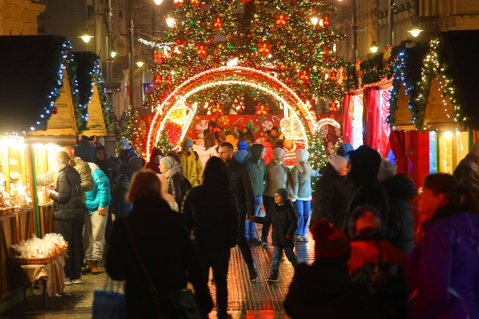 Świąteczny klimat na Jarmarku Bożonarodzeniowym w Łodzi