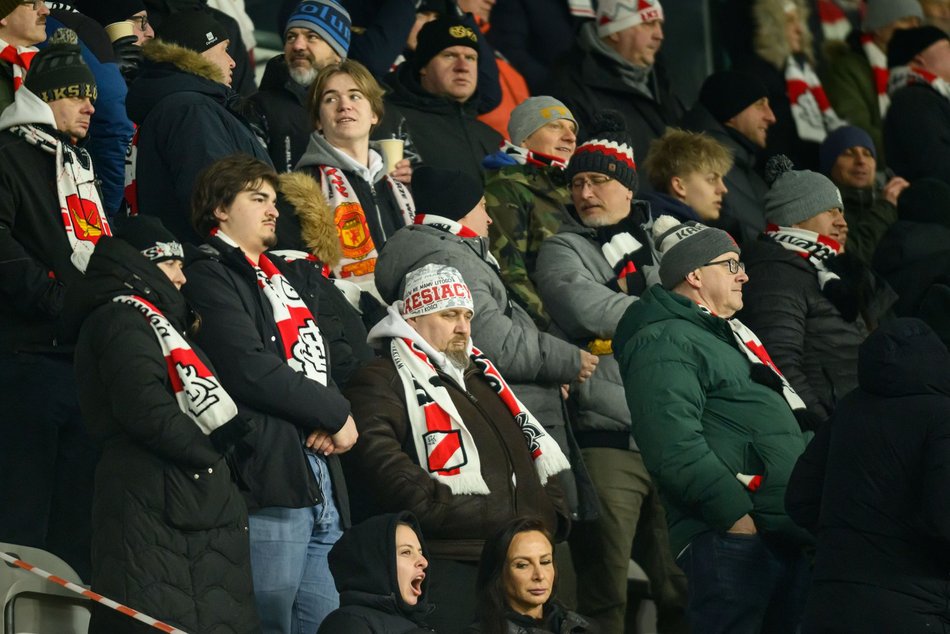 Łódź. Kibice na meczu ŁKS Łódź - Chrobry Głogów. Byłeś/aś? Znajdź się w galerii!
