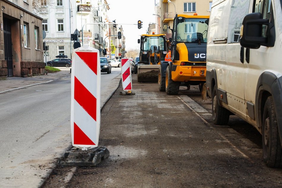 Łódź. Remont Radwańskiej w Łodzi. Niebawem skorzystamy z wyremontowanej części jezdni