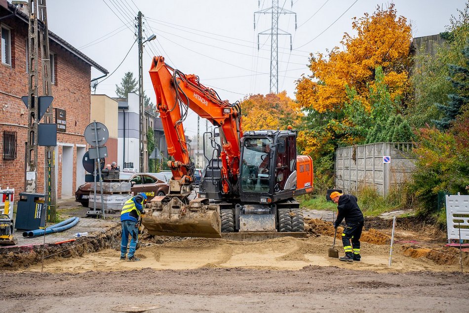 Remont Tuszyńskiej w Łodzi. Widać już nową podbudowę