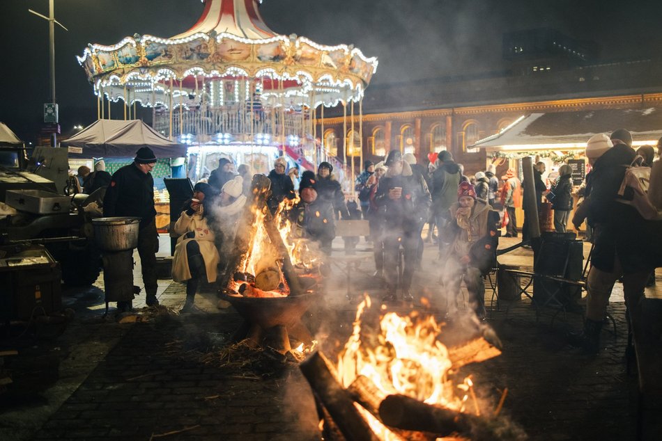 Łódź. Światełko do Nieba zakończyło WOŚP 2026 w Łodzi. Tłumy Łodzian w Manufakturze