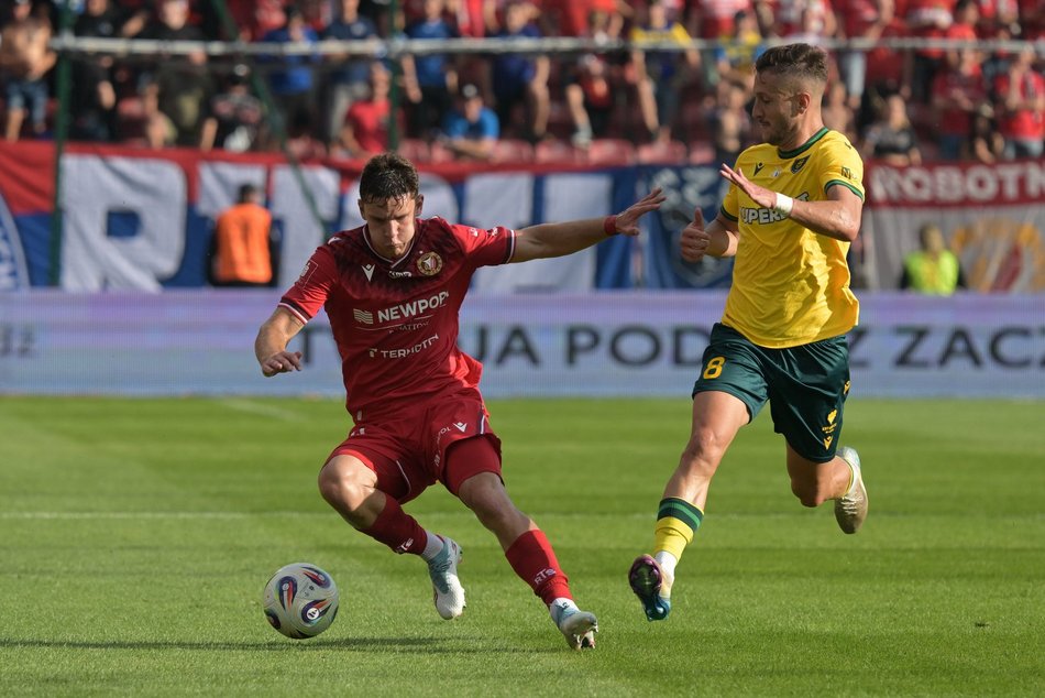 Widzew Łódź pokonuje GKS Katowice. Pełna rehabilitacja drużyny!