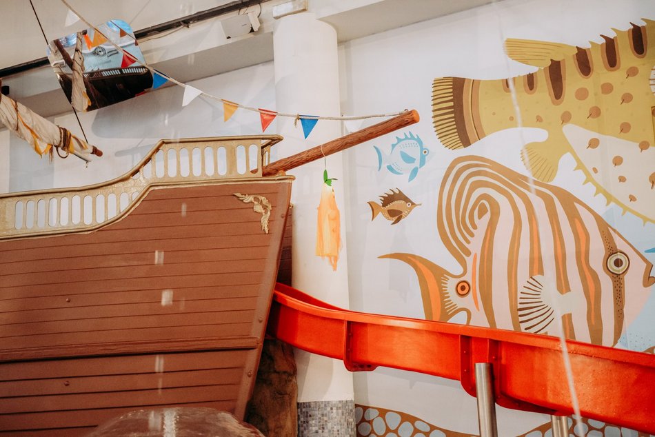 Łódź. Halloween w Aquaparku Fala. Upiorna muzyka, niespodzianki i pływający kościotrup!