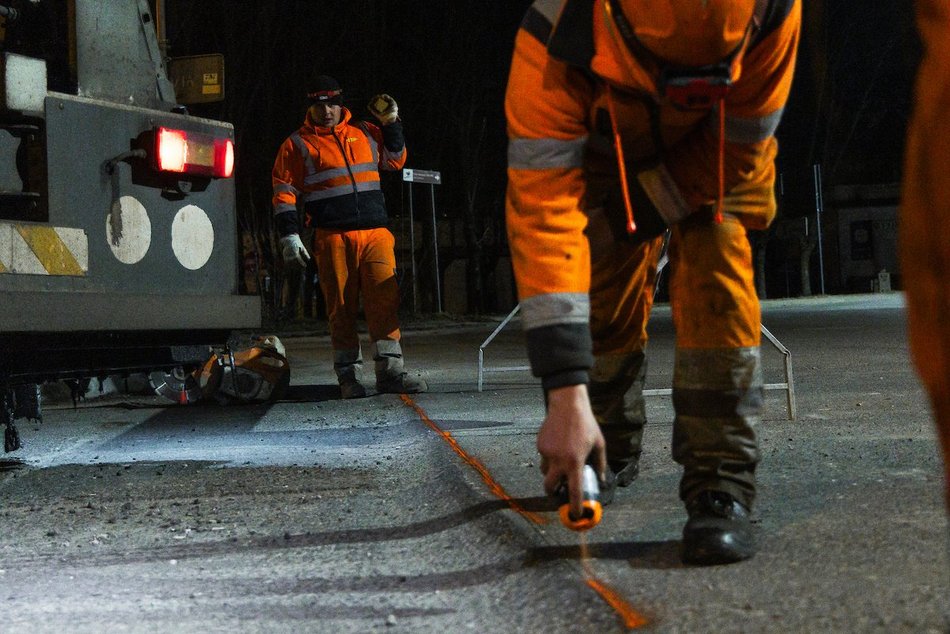 Łódź. Nocne prace w Nowosolnej