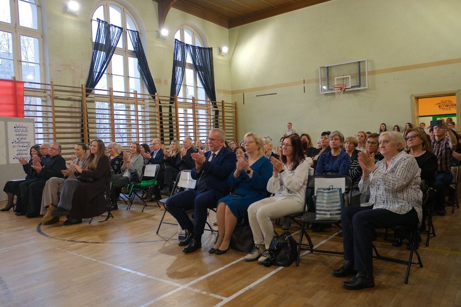 Łódź. Wyjątkowy jubileusz Szkoły Podstawowej nr 1