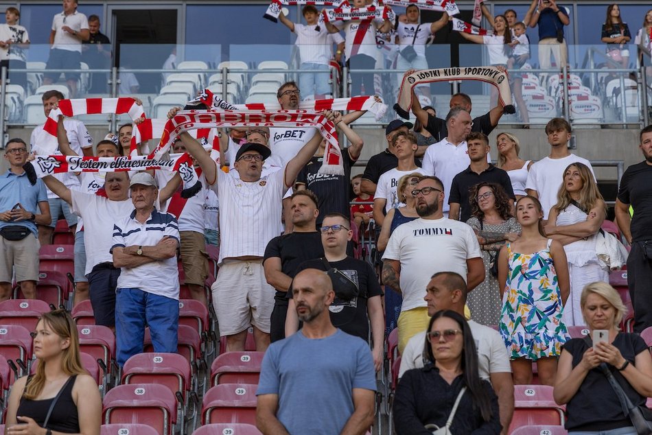 Łódź. Kibice na meczu ŁKS Łódź ze Stalą Mielec. Byłeś? Odszukaj się w naszej galerii