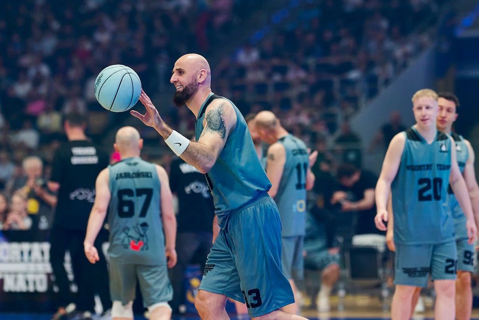 Łódź. Mecz Gortat Team vs NATO Team