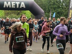 Łódź. Botaniczna Piątka w Ogrodzie Botanicznym w Łodzi. Uśmiech Łodzian i biegowe emocje
