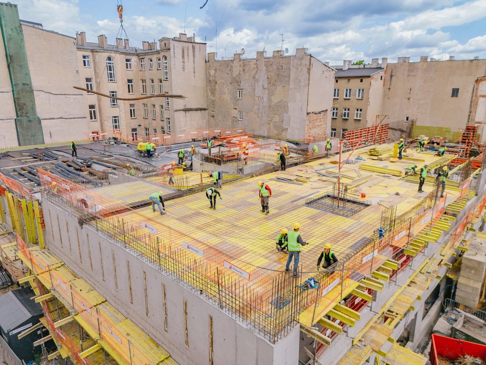 Łódź. Budowa parkingów wielopoziomowych w Łodzi. Zobacz, w jaki sposób i z czego powstają